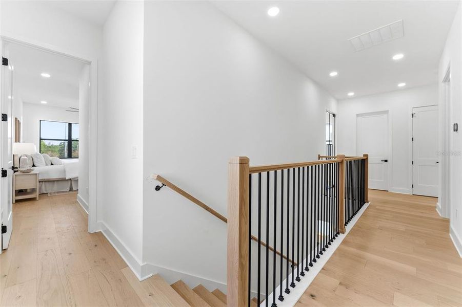 Spacious, unfurnished interior of a new home in , Tampa (Image 56).