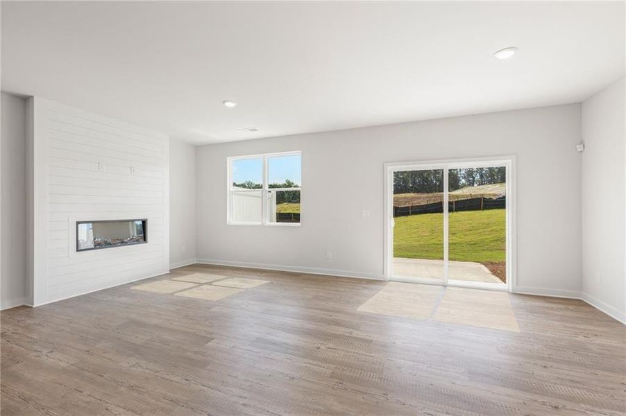 Spacious, unfurnished interior of a new home in , Lawrenceville (Image 25).