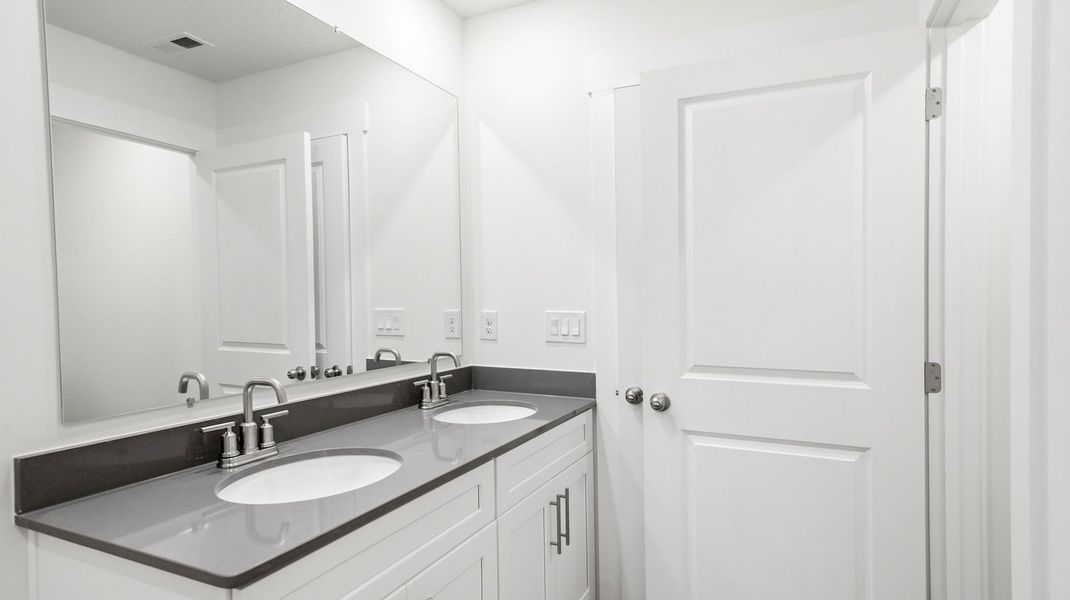 Furnished interior view inside a new home in Fieldcrest Acres, Blountville (Image 10).