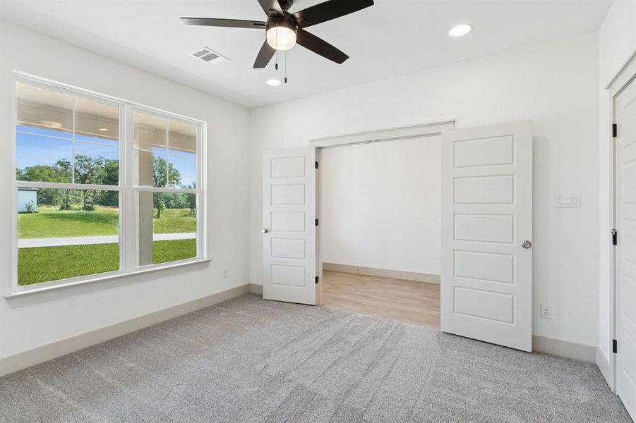 Spacious, unfurnished interior of a new home in Lucky Ridge, Boyd (Image 23).