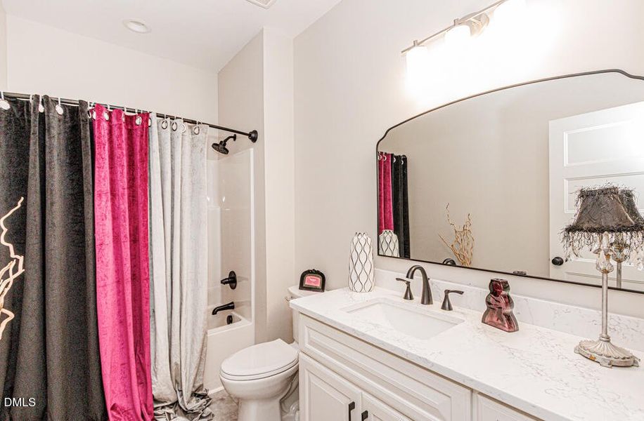 0051-IMG_0052 0051-IMG_0052