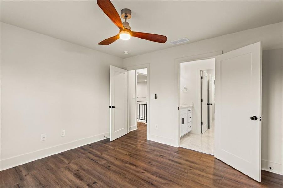 Spacious, unfurnished interior of a new home in , Greensboro (Image 22).