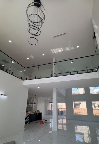 Spacious, unfurnished interior of a new home in , Houston (Image 4).