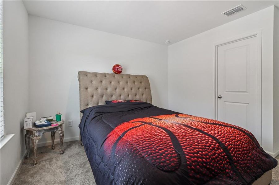 Furnished interior view inside a new home in , Gainesville (Image 40).