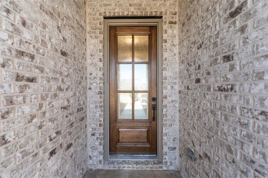 Exterior details and patio area of a home in Creekview Addition, Van Alstyne (Image 30).