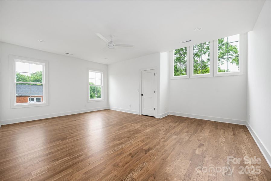 Spacious, unfurnished interior of a new home in , Charlotte (Image 35).