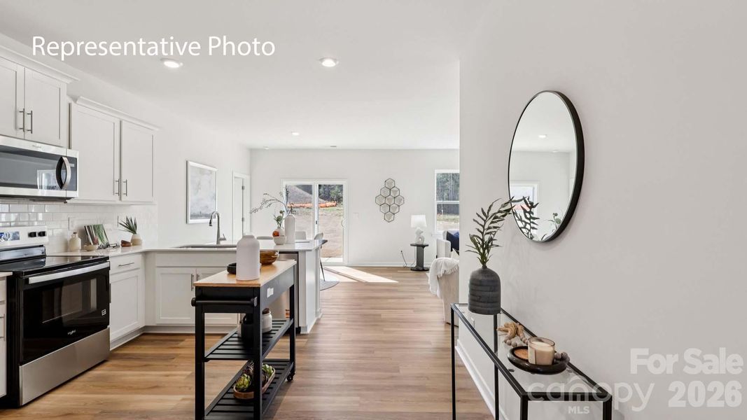 Furnished interior view inside a new home in Stanton, Richburg (Image 27).
