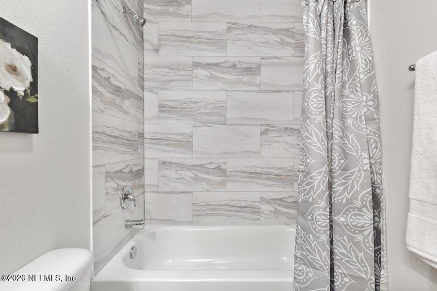 Furnished interior view inside a new home in , Jacksonville (Image 5).