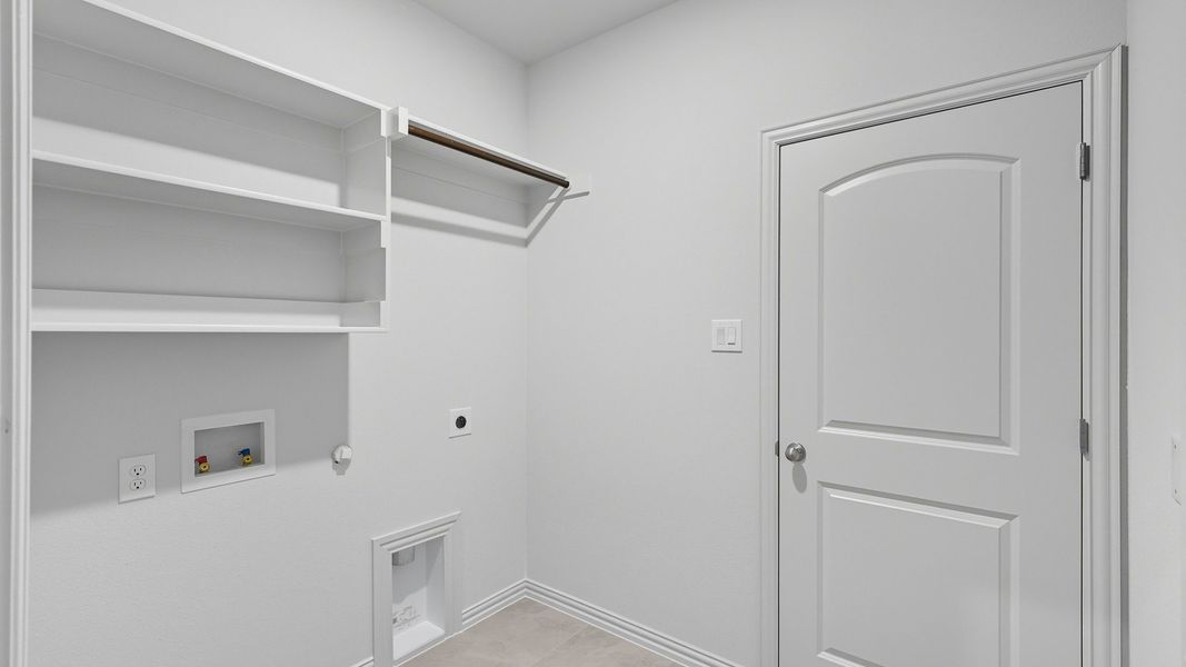 Furnished interior view inside a new home in Churchill, Anna (Image 39). Furnished interior view inside a new home in Churchill, Anna (Image 39).
