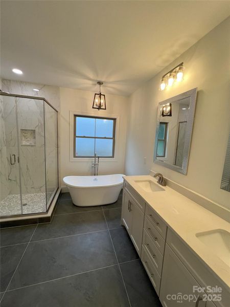 Furnished interior view inside a new home in , Hickory (Image 9).