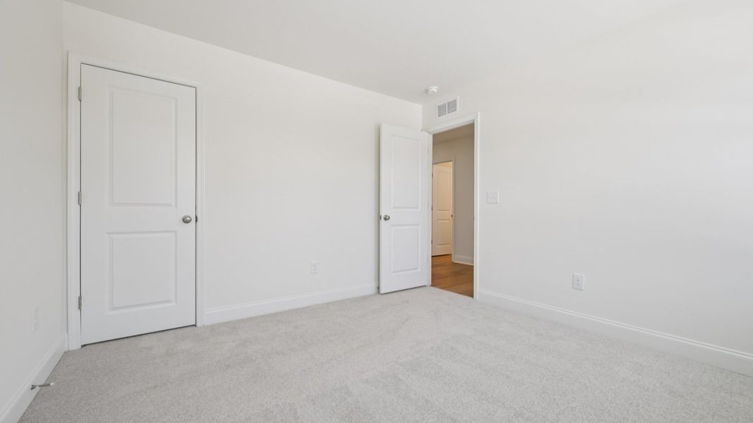 Representative furnished interior of a home built from the Norris by DRB Homes in Blake Pond, Lillington (Image 48).