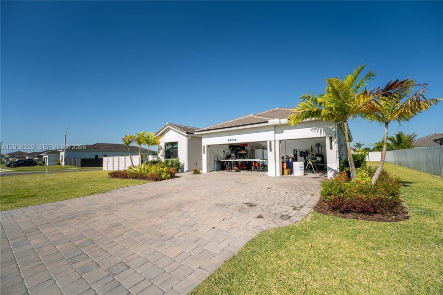 Image 52 of a home in .