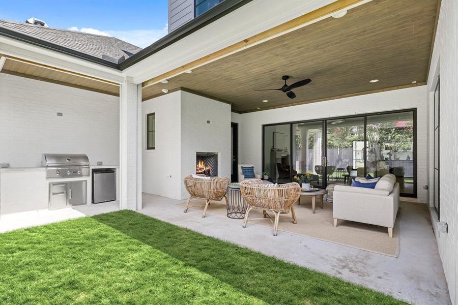 Exterior details and patio area of a home in , Dallas (Image 23). Exterior details and patio area of a home in , Dallas (Image 23).