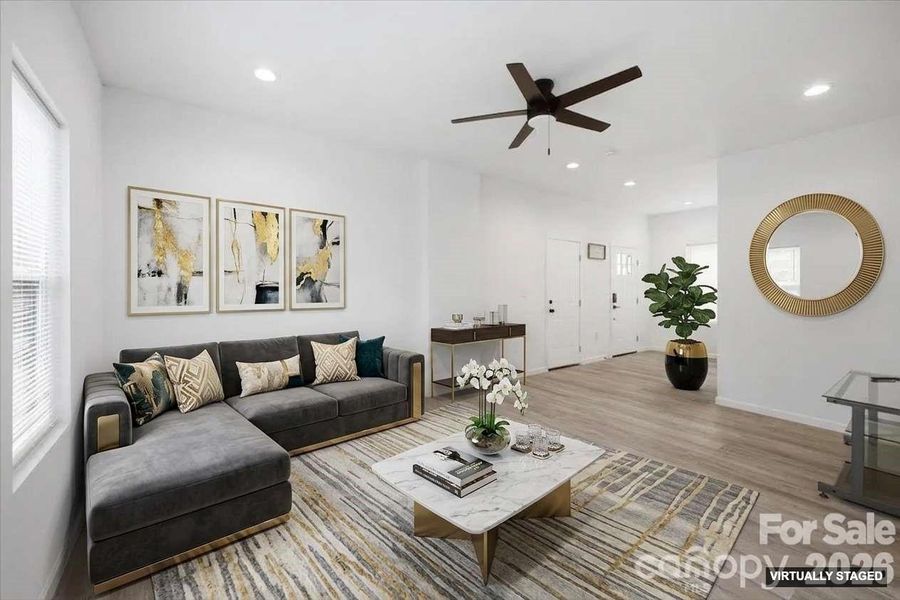 Spacious living! Spacious living!
