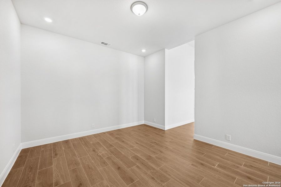 Spacious, unfurnished interior of a new home in Windsong - Legacy Series, Boerne (Image 20).