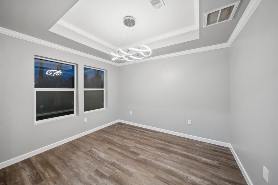 Spacious, unfurnished interior of a new home in , Cleveland (Image 22).