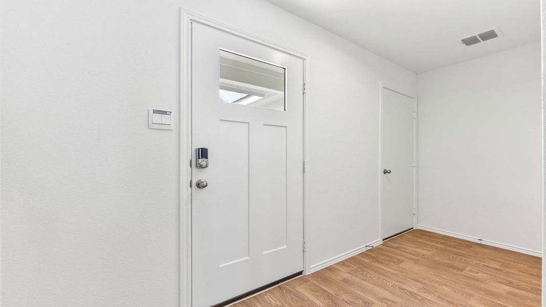 Spacious, unfurnished interior of a new home in Watermill, Uhland (Image 15). Spacious, unfurnished interior of a new home in Watermill, Uhland (Image 15).