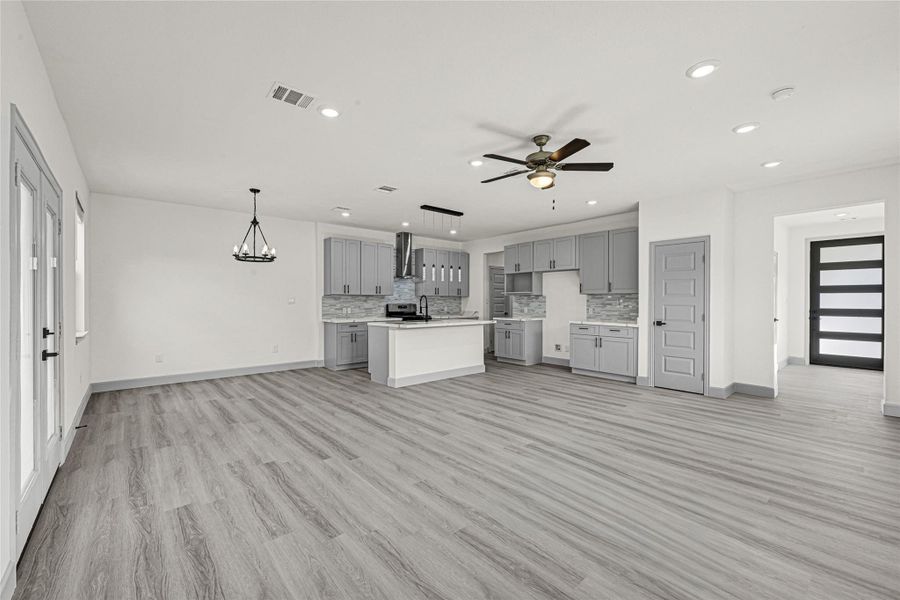 Furnished interior view inside a new home in , Houston (Image 18). Furnished interior view inside a new home in , Houston (Image 18).