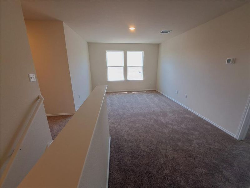 Spacious, unfurnished interior of a new home in Sunfield, Buda (Image 19). Spacious, unfurnished interior of a new home in Sunfield, Buda (Image 19).