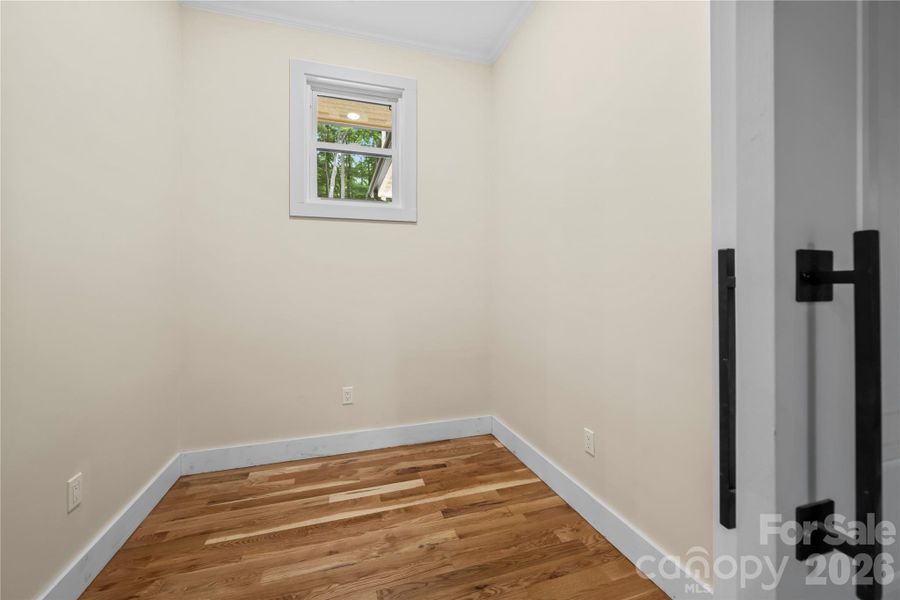 Spacious, unfurnished interior of a new home in , Hendersonville (Image 30). Spacious, unfurnished interior of a new home in , Hendersonville (Image 30).
