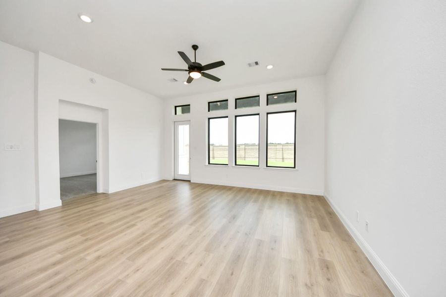 Spacious, unfurnished interior of a new home in Bridgeland: Signature Collection, Cypress (Image 24). Spacious, unfurnished interior of a new home in Bridgeland: Signature Collection, Cypress (Image 24).