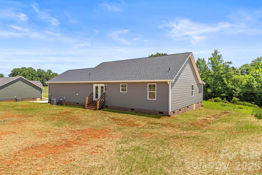 Exterior details and patio area of a home in , Lincolnton (Image 24).