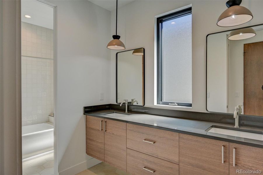 Furnished interior view inside a new home in , Buena Vista (Image 14).