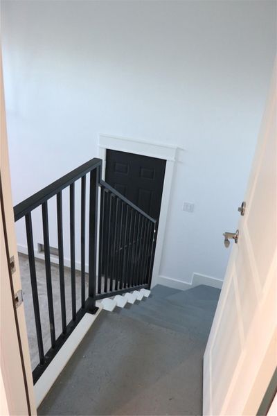 Spacious, unfurnished interior of a new home in , Houston (Image 13).