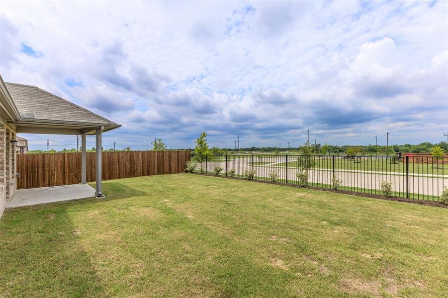 Exterior details and patio area of a home in Verandah, Royse City (Image 3).