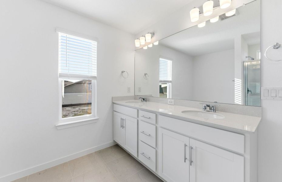Furnished interior view inside a new home in Riverwood, Zephyrhills (Image 10).