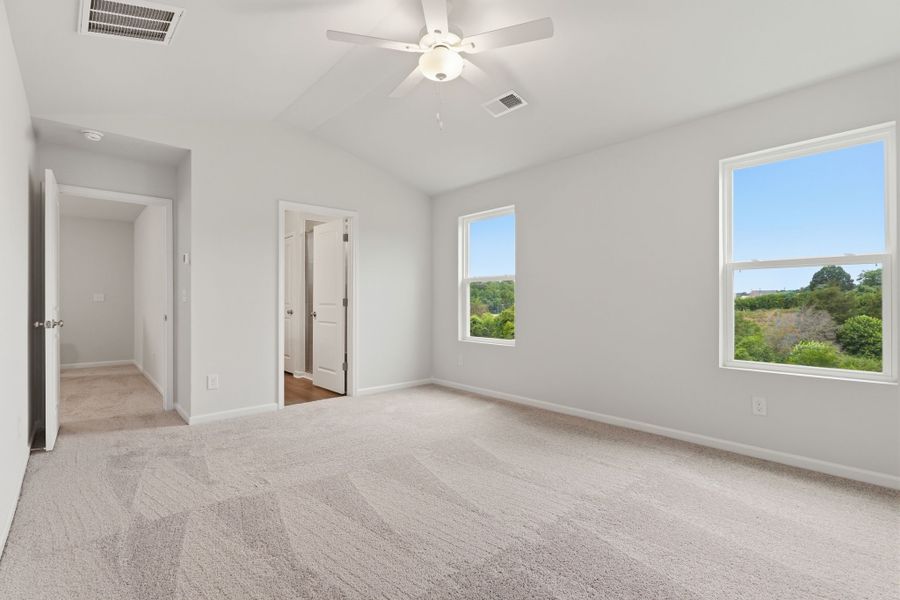 Spacious, unfurnished interior of a new home in Piper Creek, Newton (Image 21). Spacious, unfurnished interior of a new home in Piper Creek, Newton (Image 21).