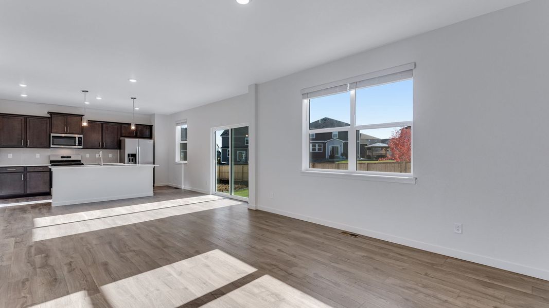 Spacious, unfurnished interior of a new home in Trails at Crowfoot, Parker (Image 14).