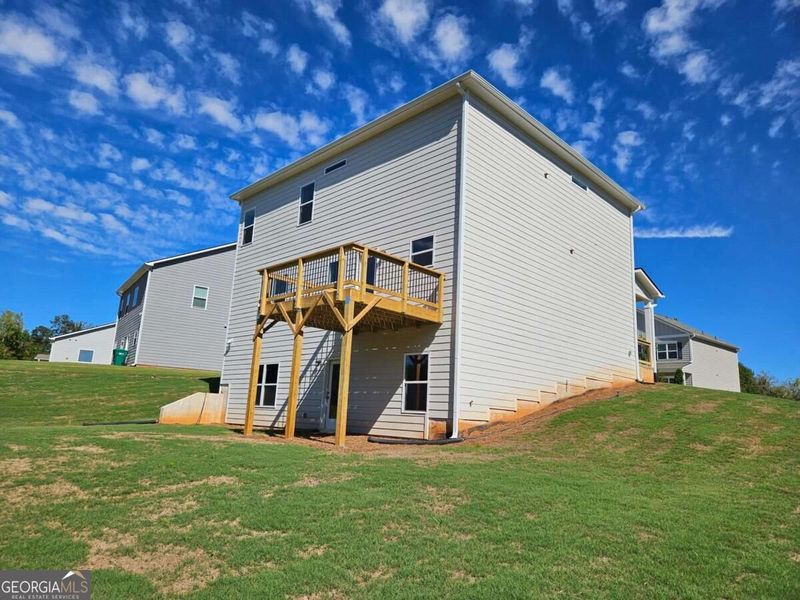 Exterior details and patio area of a home in Maddox Station, Eatonton (Image 19).