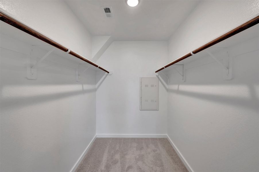 Spacious, unfurnished interior of a new home in Summerview, Fulshear (Image 27). Spacious, unfurnished interior of a new home in Summerview, Fulshear (Image 27).