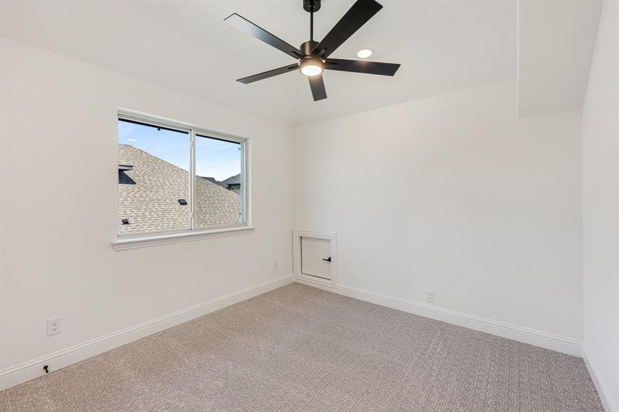 Spacious, unfurnished interior of a new home in Windsong Ranch Classic 61, Prosper (Image 27). Spacious, unfurnished interior of a new home in Windsong Ranch Classic 61, Prosper (Image 27).