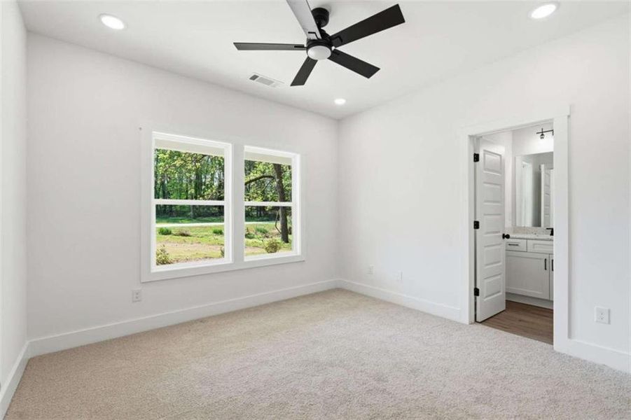 Spacious, unfurnished interior of a new home in , Covington (Image 22).