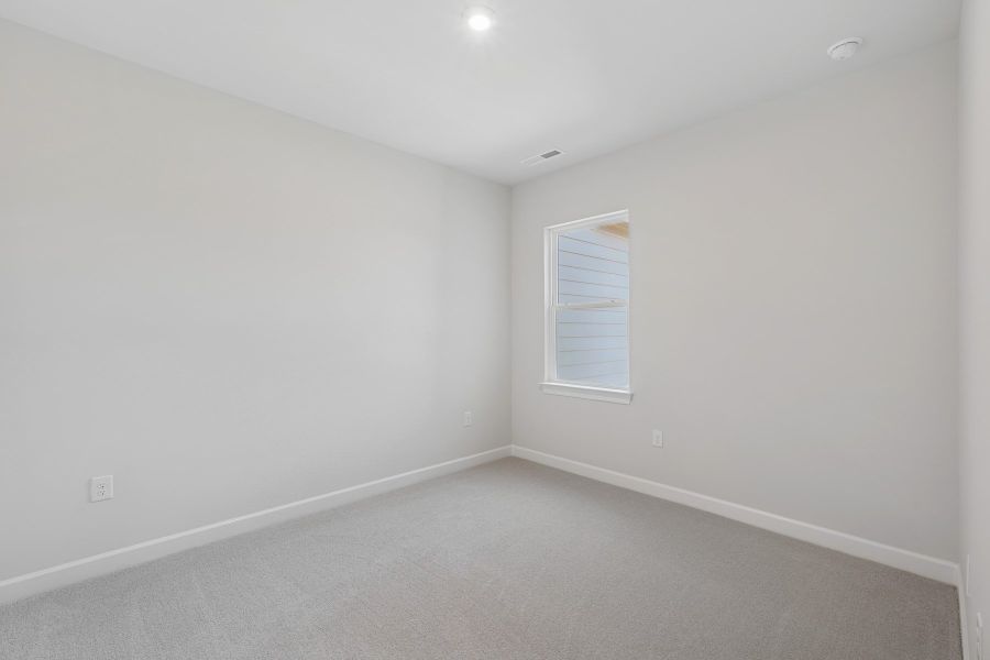Spacious, unfurnished interior of a new home in Summit At Homestead, Chapel Hill (Image 11). Spacious, unfurnished interior of a new home in Summit At Homestead, Chapel Hill (Image 11).