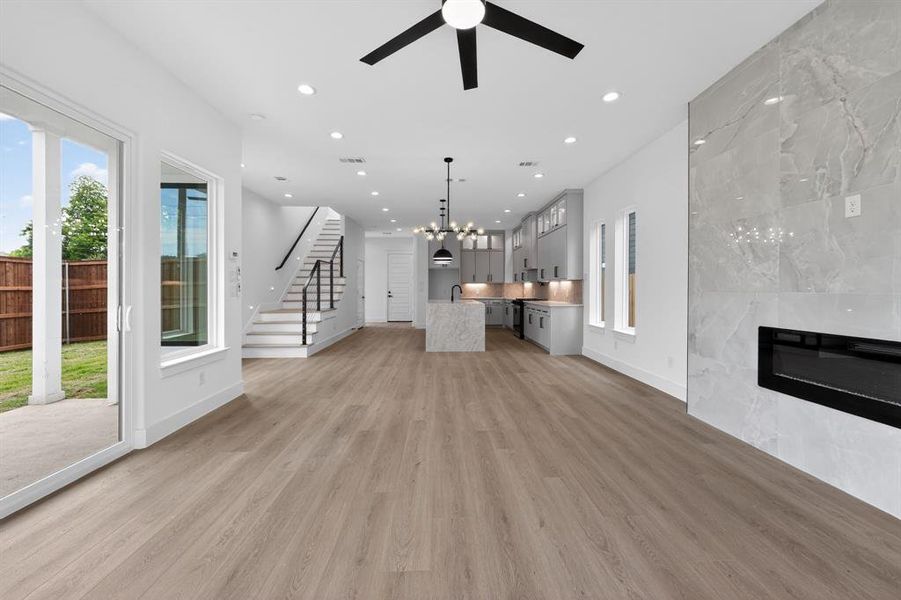 Spacious, unfurnished interior of a new home in , Dallas (Image 18).