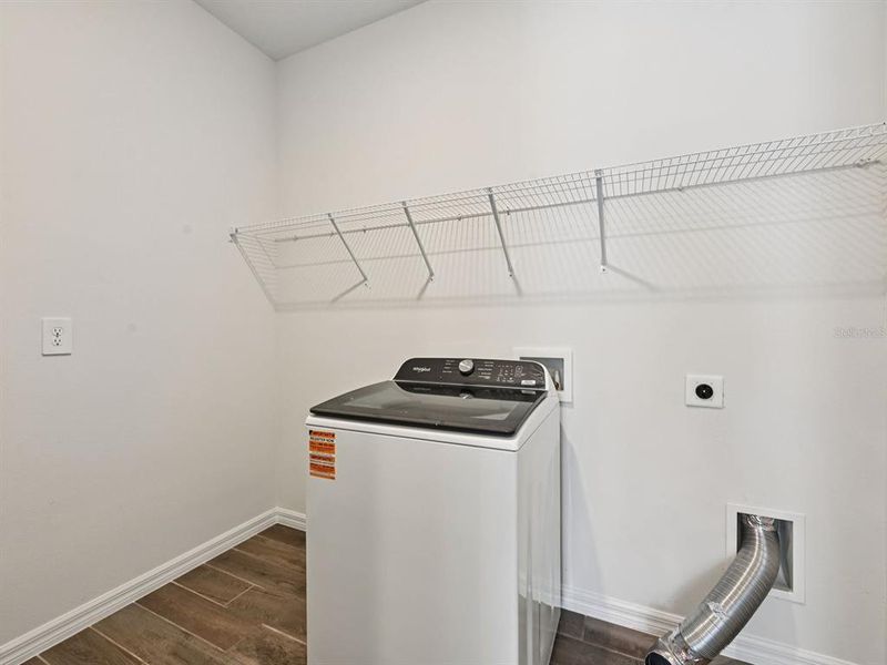 Close-up of interior finishes inside a home in Oakfield Trails - Premier Series, Parrish (Image 13).