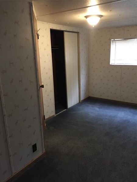 Spacious, unfurnished interior of a new home in , Breckenridge (Image 7).