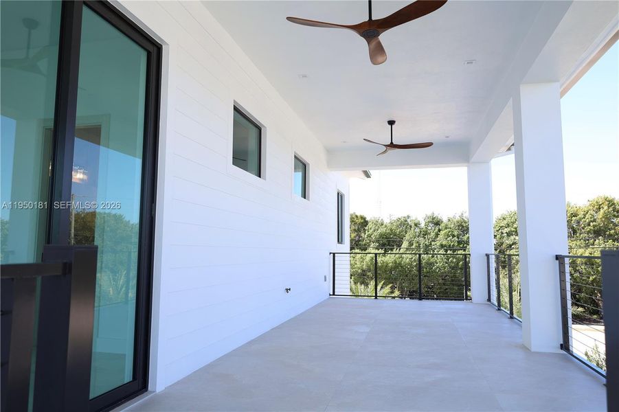 Exterior details and patio area of a home in , Key Largo (Image 19).