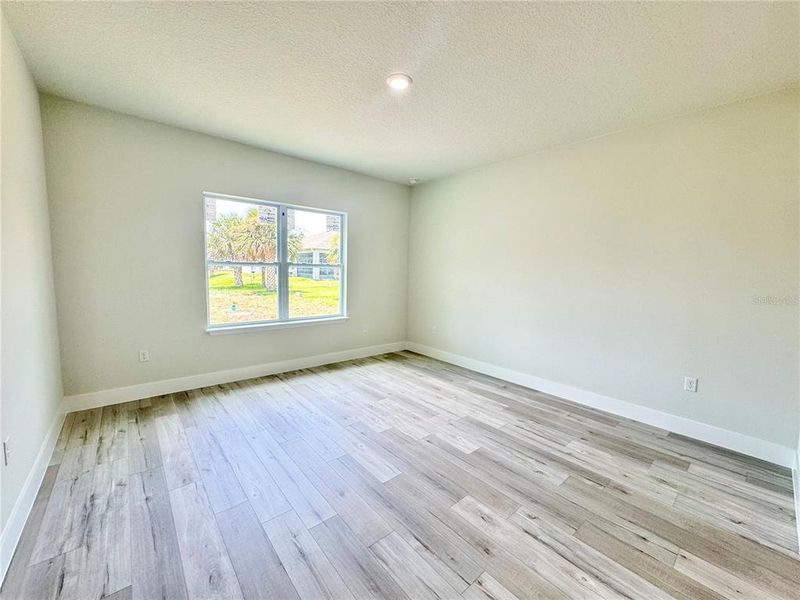 Spacious, unfurnished interior of a new home in , Palm Bay (Image 41).