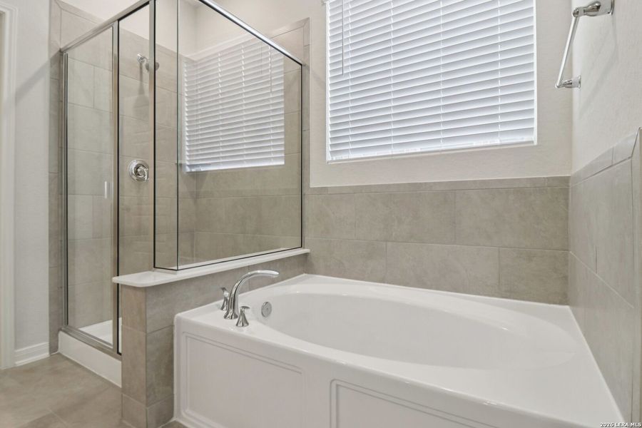 Furnished interior view inside a new home in Fox Falls, Boerne (Image 10). Furnished interior view inside a new home in Fox Falls, Boerne (Image 10).