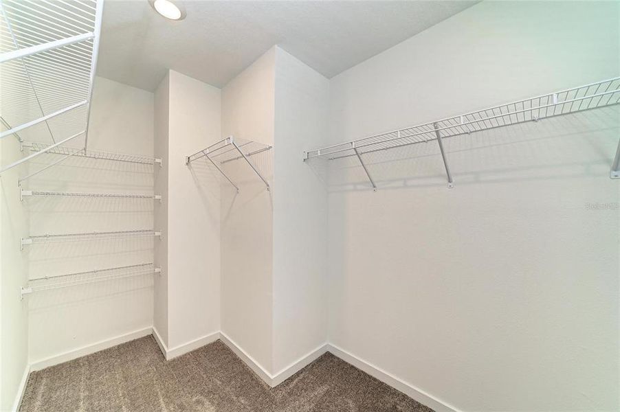 Spacious, unfurnished interior of a new home in Oakfield Lakes, Parrish (Image 49). Spacious, unfurnished interior of a new home in Oakfield Lakes, Parrish (Image 49).