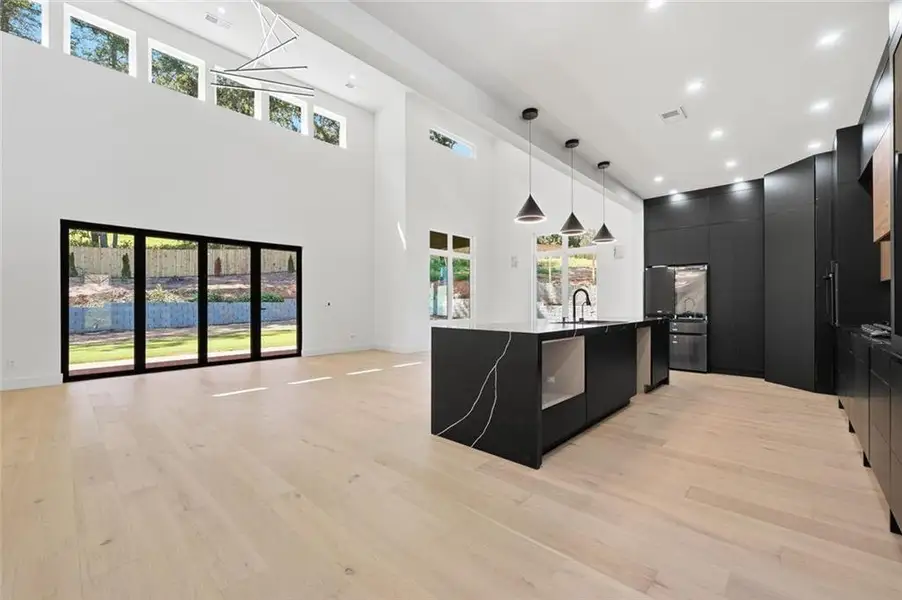 Image 45 of a home in .