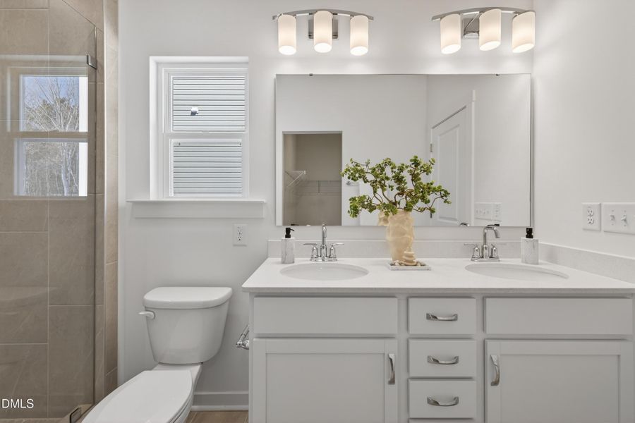 CRF 246 Devin 2098 EC3 EO (20)