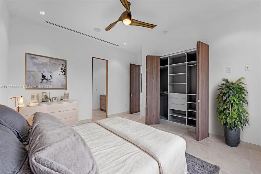 Furnished interior view inside a new home in , Pinecrest (Image 38). Furnished interior view inside a new home in , Pinecrest (Image 38).