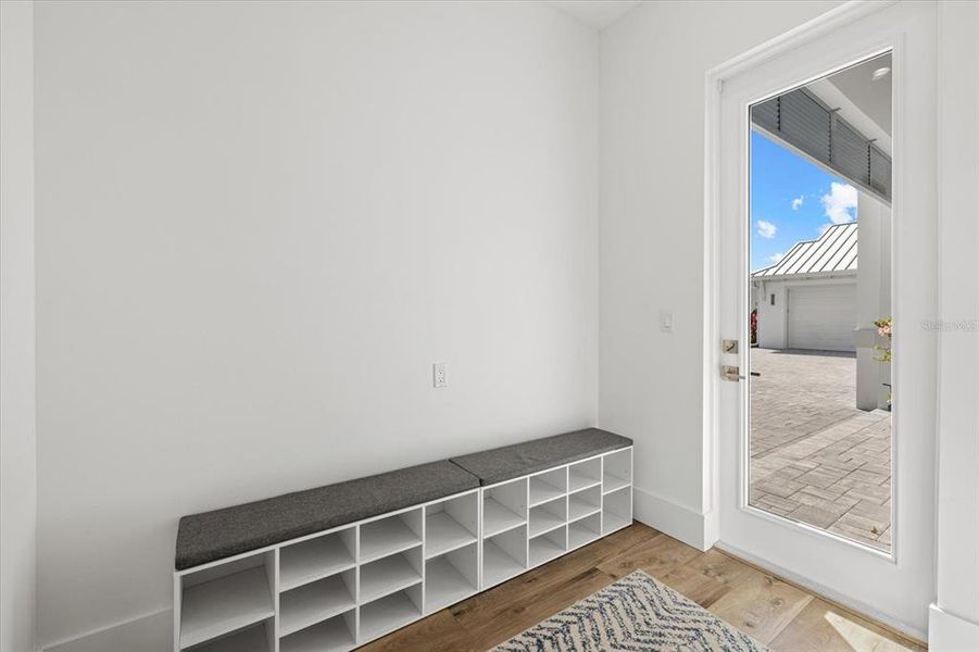 Spacious, unfurnished interior of a new home in , Parrish (Image 24).