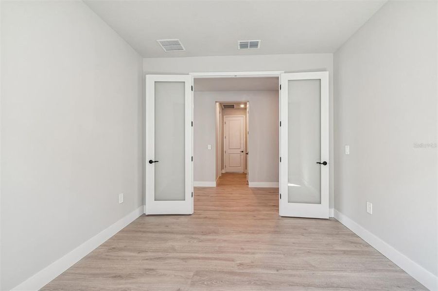 Spacious, unfurnished interior of a new home in Coasterra, Palmetto (Image 15).