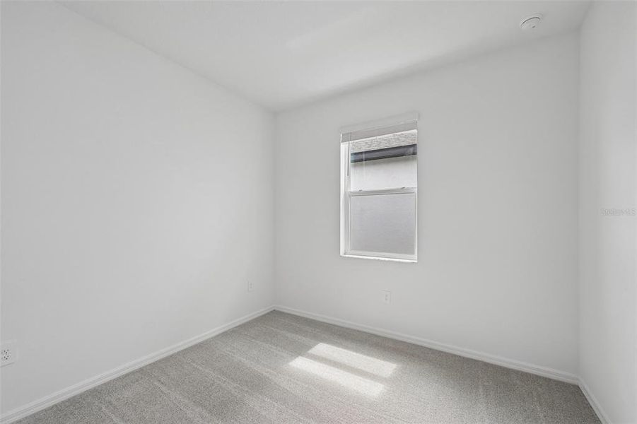 Spacious, unfurnished interior of a new home in Southpointe, Palmetto (Image 23). Spacious, unfurnished interior of a new home in Southpointe, Palmetto (Image 23).